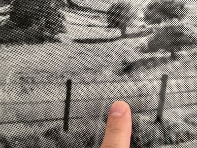 Rastr černobílé fotografie na hrob