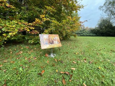 Memorial plaque with a stand